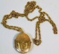 A 9ct gold chain & locket 9.6g
