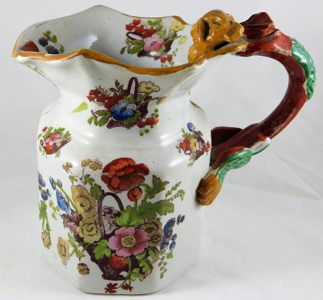 A c.1815 Mason's Ironstone jug with split dragon h