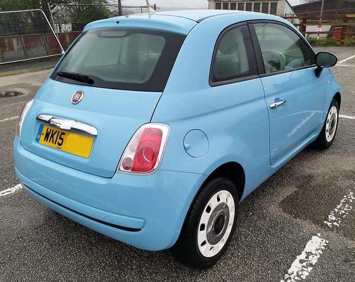 A 2015 Fiat 500 Colour Therapy motor car 42k miles - Image 2 of 3