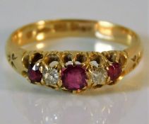 An antique 18ct ring set with ruby & diamond 2.9g