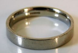 A palladium wedding band 5.2g size W/X