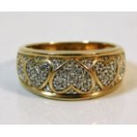 A 9ct gold ring set with diamonds 4.1g size O