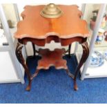 A decorative antique mahogany hall table 19.5in wi