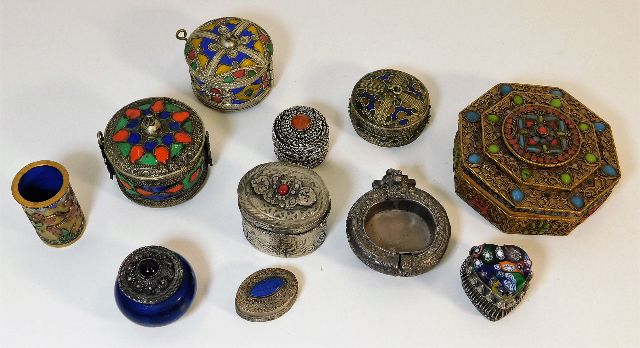 A quantity of ethnic white metal & other items inc