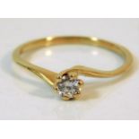 An 18ct Dutch gold ring set with approx. 0.24ct VS