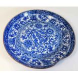 A finely painted Japanese plate with crimped edge