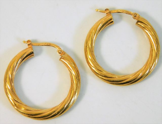 A pair of 9ct gold hoop earrings approx. 29mm 3.2g