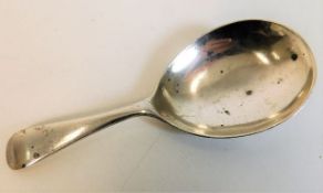 A Sheffield Walker & Hall 1900 silver caddy spoon