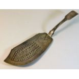 A Georgian silver fish slice 125g