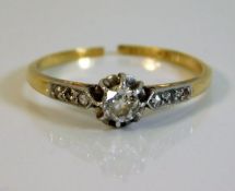 An 18ct gold ring a/f set with 0.22ct diamond 2.2g