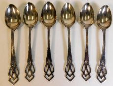 A set of six Celtic style silver tea spoons 70g