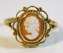 A 9ct gold cameo ring size S/T 3.4g