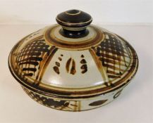 A Wenford Bridge bowl & cover 5in diameter