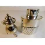 A small silver flask William Hutton & Sons Ltd. Lo