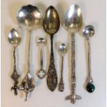 A quantity of mixed silver spoons 57g