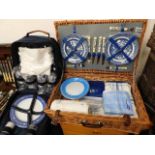 A vintage wicker picnic set, presents as unused, t