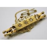 An antique 15ct gold brooch set with diamonds 4.8g