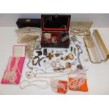 A quantity of mixed costume jewellery items