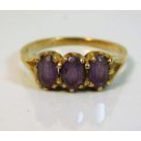 A 9ct gold ring set with amethyst size M/N 2.3g