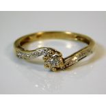 A 9ct gold ring set with diamond 1.5g size M