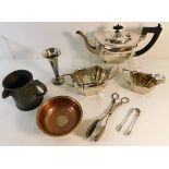 An attractive silver plated tea set twinned with a