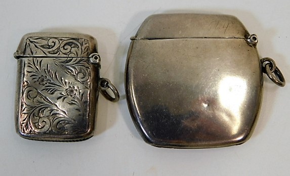 Two silver vesta cases 39.7g