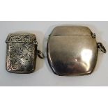 Two silver vesta cases 39.7g