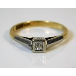 A 9ct gold & platinum mounted diamond 1.6g size K