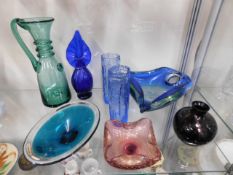 A quantity of decorative glassware