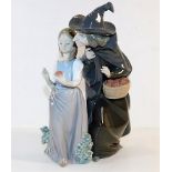 A large Lladro figure featuring Snow White with Wi