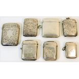 Seven silver vesta cases 174.3g