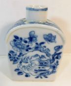 A 19thC. Chinese porcelain tea caddy 4.75in tall