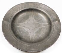 A Kayserzinn art nouveau pewter dish, pattern 4864