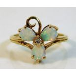 A 9ct gold ring set with diamond & opal 2.6g size