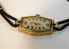 A ladies 18ct gold cased Altus wrist watch