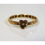 A 9ct gold Victorian ring set with seed pearl 1g s