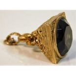 A 9ct gold mounted quartz fob 14.9g