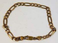 A 9ct gold curb bracelet 5.7g