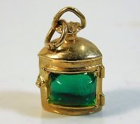 A 9ct gold chips lantern charm 2.6g