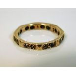 A 9ct gold ring set with white stones 2.3g size M/