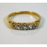 An antique 18ct gold ring set with approx. 0.45ct