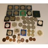 A quantity of mixed coins & crowns including an 18