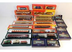 A quantity of mostly boxed OO gauge Bachman, Hornb