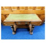 A mahogany desk with drawer & brass fittings 44.5i