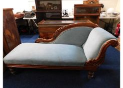 A Victorian mahogany chaise longue 70in wide twinn