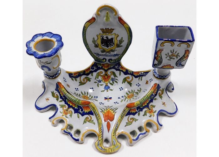 An early 20thC. French Boulogne faience desk set 8