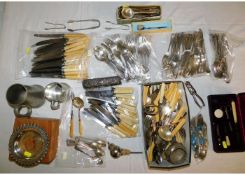 A quantity of mixed silver plated flatware includi