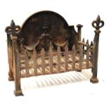 Cast iron fire grate having neo classical fire back, 59cm wide x 26cm deep