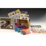 Coins - Collection of Royal Mint coin presentation packs featuring crowns, £2 etc, together with a