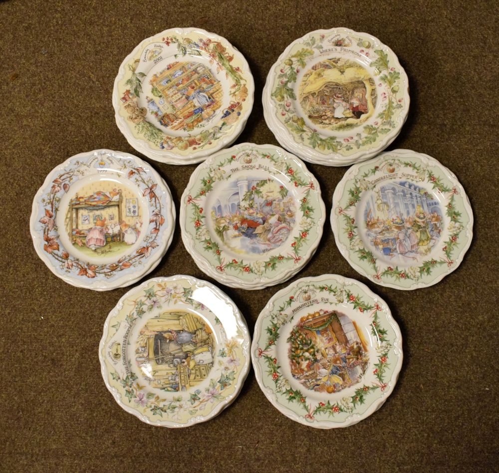 Large selection of Royal Doulton Brambly Hedge collectors plates to include; calendar, season and